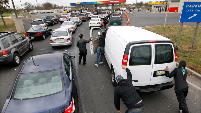 Illustration for article titled etting gas in New Jersey is a challenge after Sandy